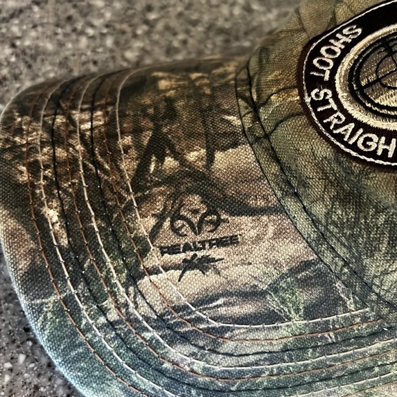 Realtree American Flag Brim Hunting Camouflage Cap adjustable - Picture 5 of 9